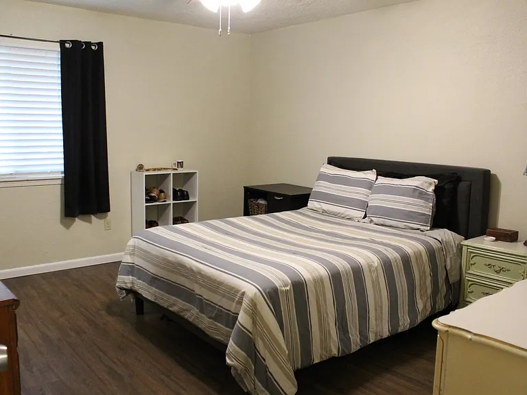 1336 Eastgate Dr — Photo 14