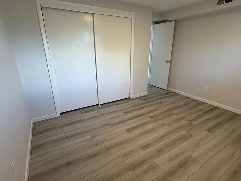 1809 Earlyview Ct — Photo 10