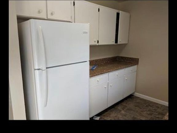 4th image of 7928 NW 31st Ave #B
