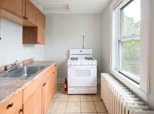 1327 1st St, Rensselaer, NY 12144