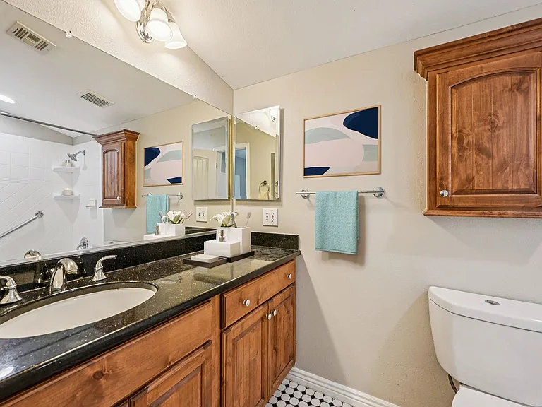 Jade Ridge Apartments — Photo 62