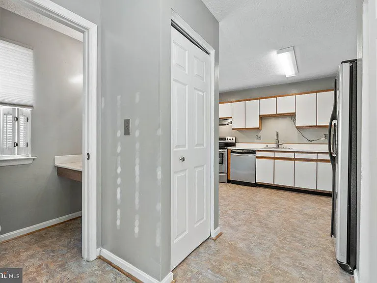 10477 Campus Way S — Photo 14