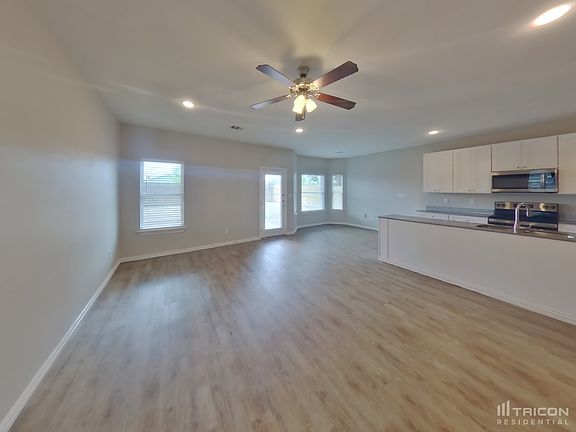 3rd image of 2778 Eddie Pl