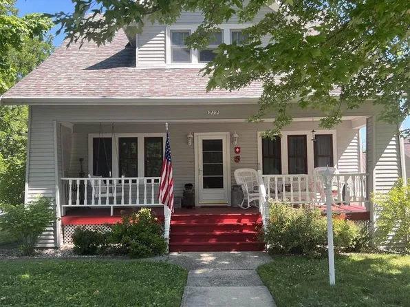 212 6th Avenue, New Glarus, WI 53574