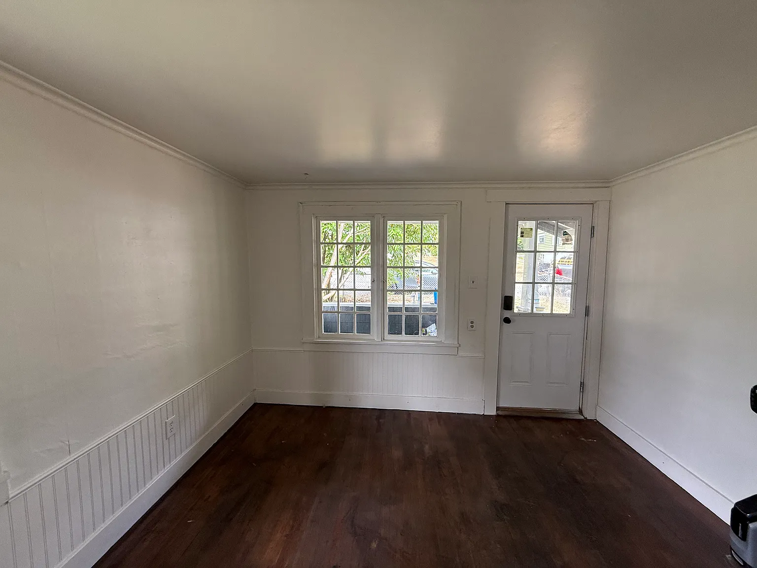 3 bed, 996 sqft, $1,900 — Photo 4