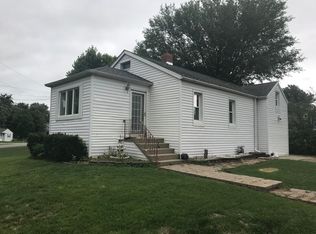 322 Blossom St, Joliet, IL 60435