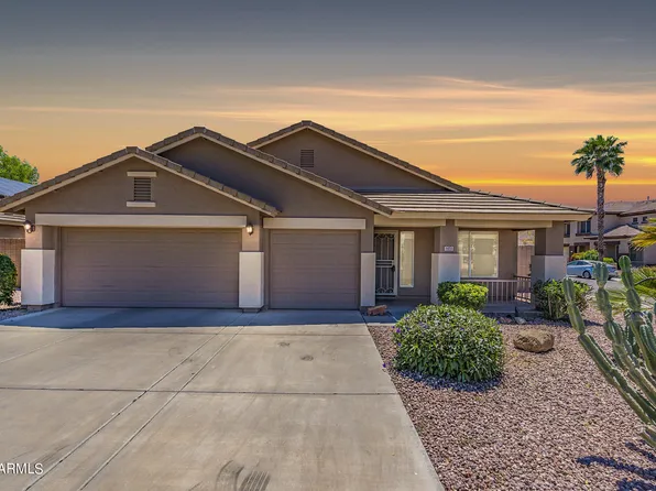 3451 S LOBACK Lane, Gilbert, AZ 85297