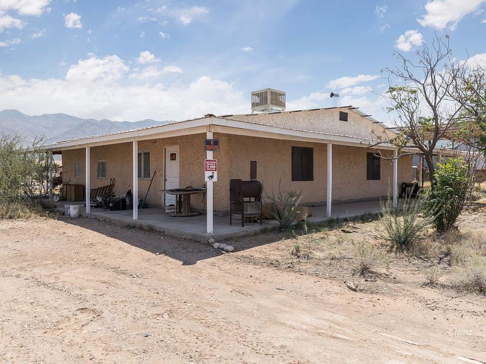 1st image of 3948 Lake Mead Dr