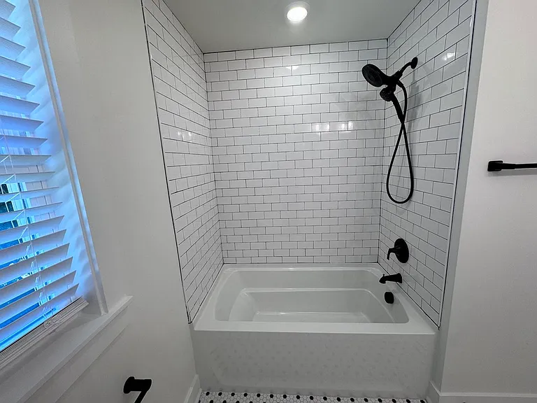 bathtub with removable shower head