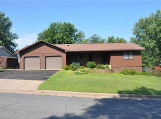 2532 Jeanne Ln, Eau Claire, WI 54703