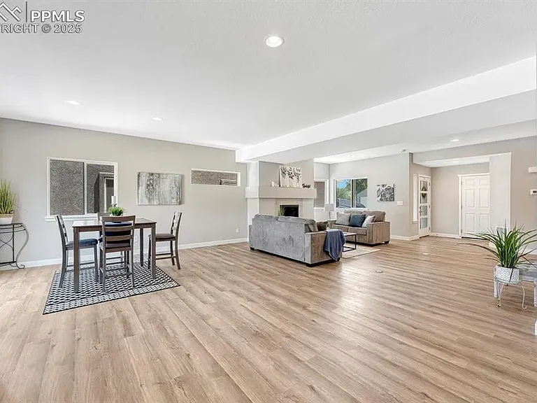 4176 Orchid St — Photo 8