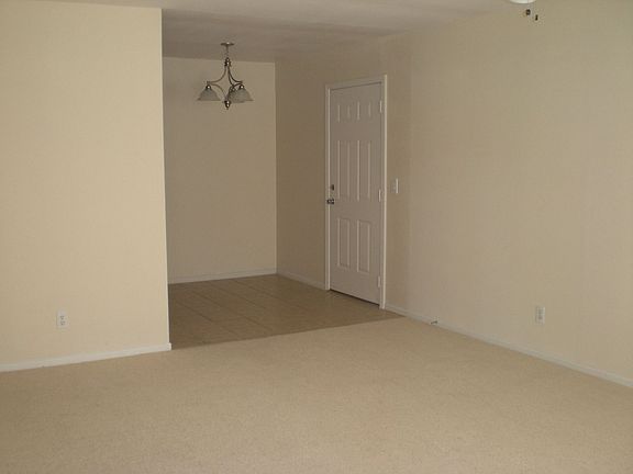 2nd image of 2509 Monte Carlo Dr