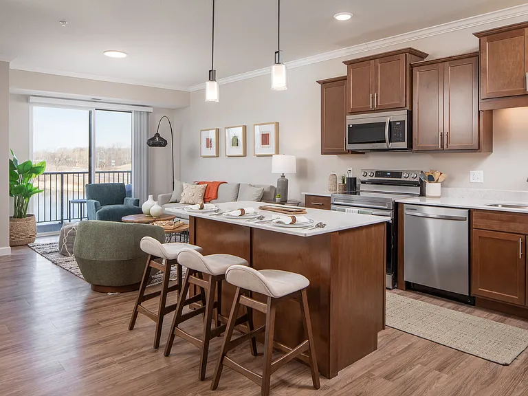 Jeffers Waterfront Apartments — Photo 15