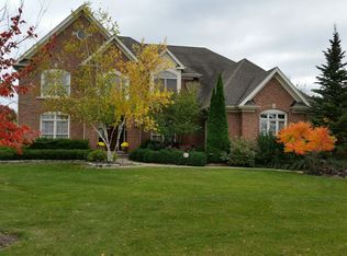 3N903 Ralph Waldo Emerson Ln, St Charles, IL 60175