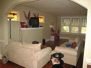 3rd image of 7532 Hoover Ave