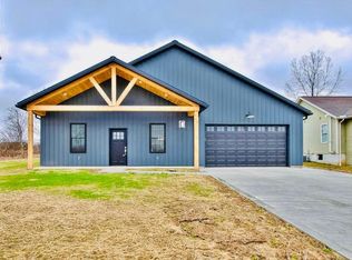 13595 Magers Rd, Howard, OH 43028