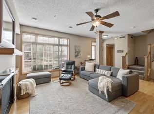 6733 Flycatcher Ln #1090, Saint Paul, MN 55124