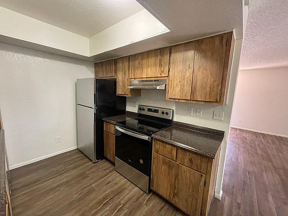 4th image of 3810 N Maryvale Pkwy APT 2075