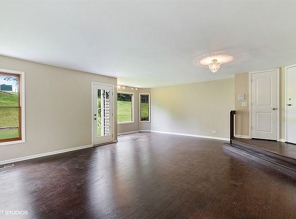 3rd image of 1866 Fox Run Dr #A1
