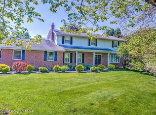3264 Cranberry Heights Dr, East Stroudsburg, PA 18301