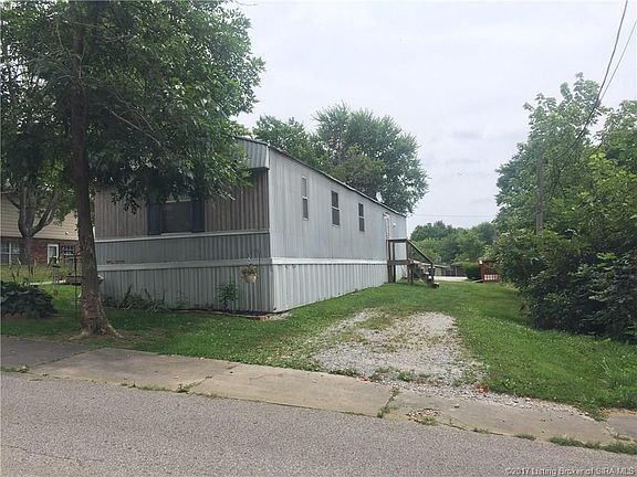 3rd image of 232 E School St