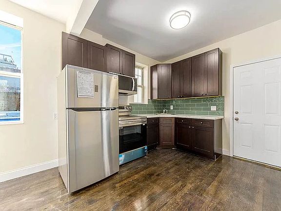 4th image of 359 Nostrand Ave #1
