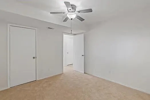 4402 Squaw Pass Ct — Photo 15