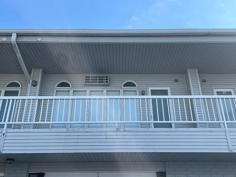 21 Seabreeze Dr #21 — Photo 10