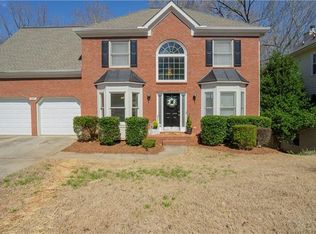 685 River Overlook Dr, Lawrenceville, GA 30043