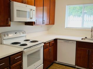 520 & 524 NE 112th St #520-02, Seattle, WA 98125