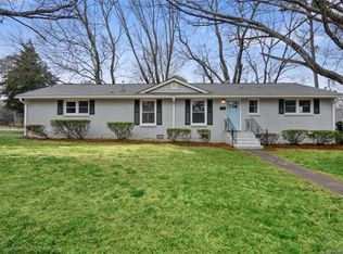 5712 Ruth Dr, Charlotte, NC 28215