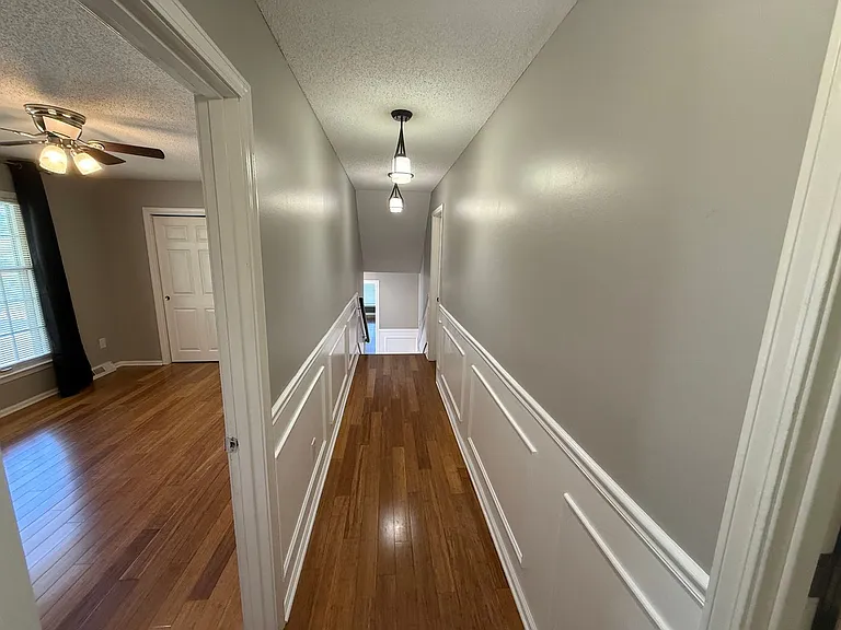 2500 Bluff Blvd — Photo 20