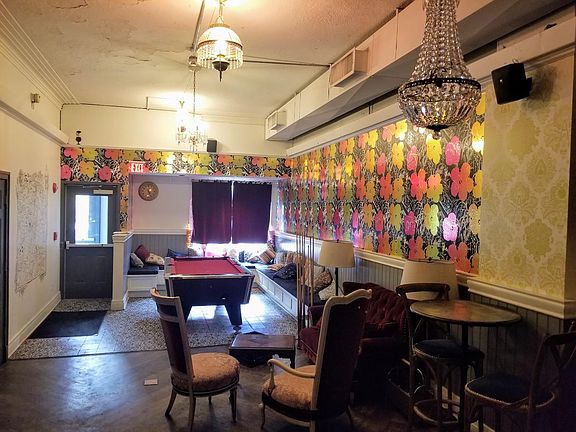 4th image of 517 Washington St #1