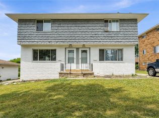 8215 Crudele Dr, Garfield Heights, OH