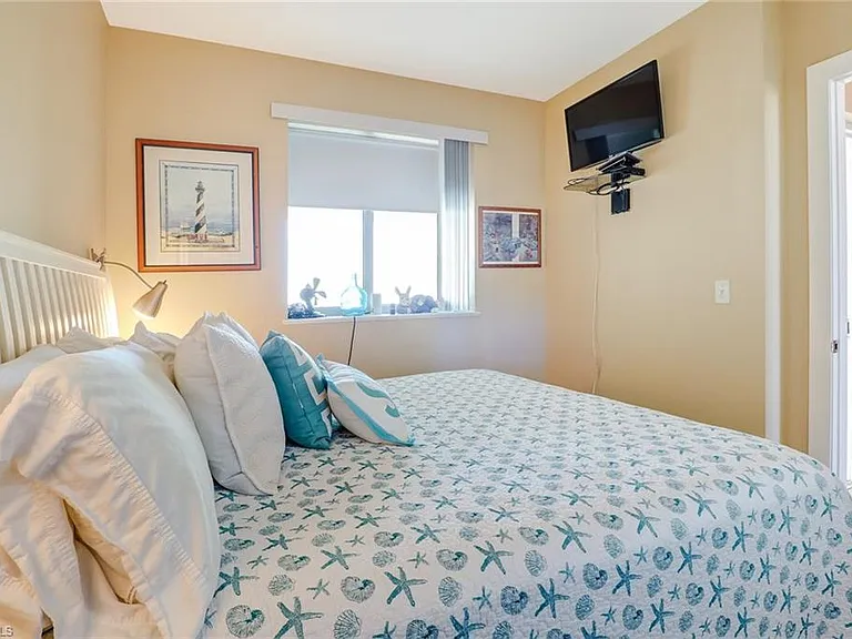 3000 Oasis Grand Blvd #3006 — Photo 19
