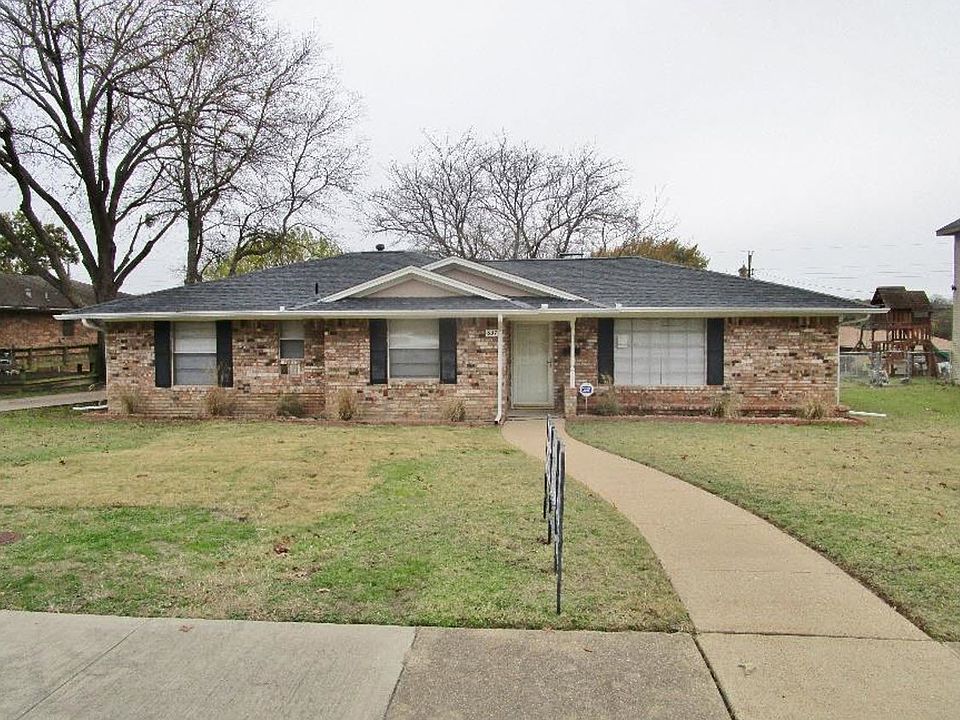 1st image of 837 Vince Ln