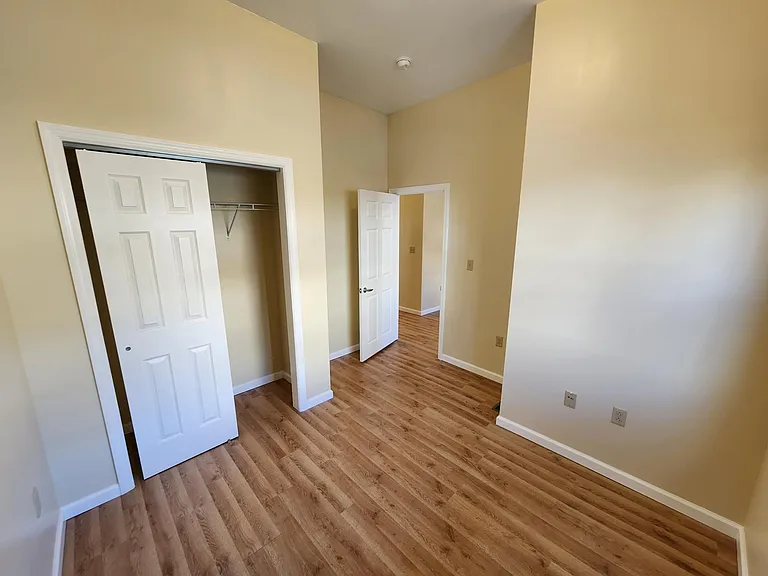 1945 Leishman Ave #1 — Photo 13