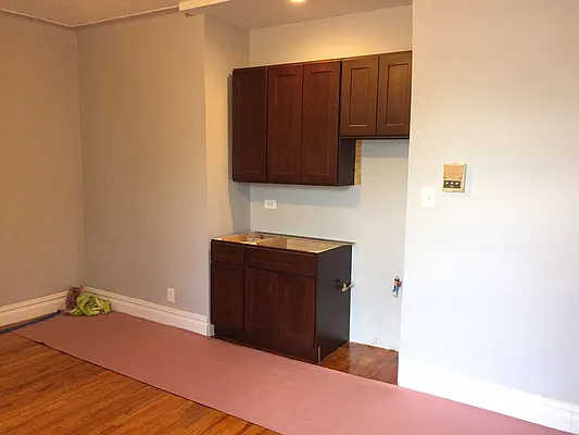 Rented by Lang Realty LLC | media 7