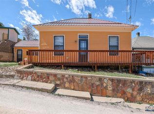 121 Columbus St, Lead, SD 57754
