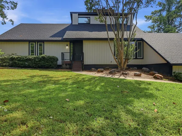 18 Robinwood Dr, Searcy, AR 72143