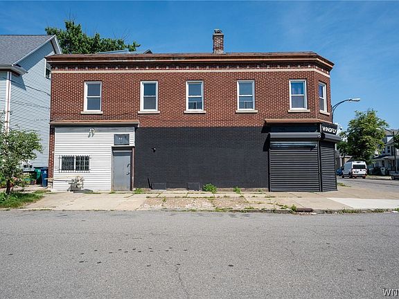 2nd image of 894 Tonawanda St
