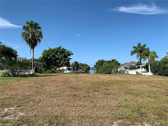 2nd image of 4008 Pelican Blvd