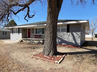621 4th St, Tribune, KS 67879
