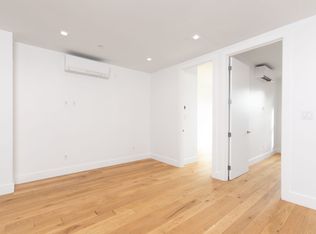 174 1st Ave, New York, NY 10009