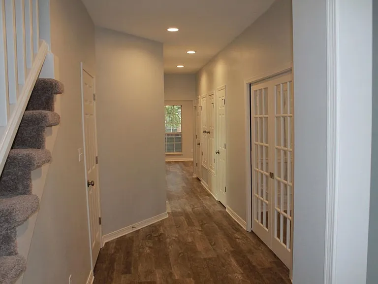 1737 Bolton Village Ln — Photo 4