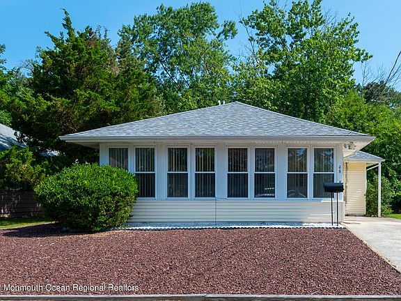 2nd image of 48 Allaire Dr