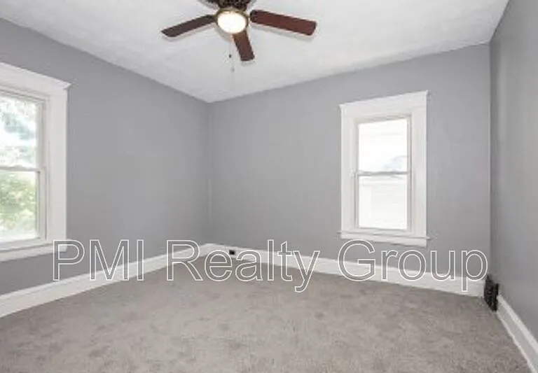 12203 Castlewood Ave — Photo 18