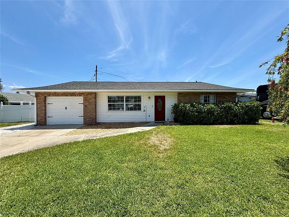 1st image of 3607 CAMBRIDGE DR W
