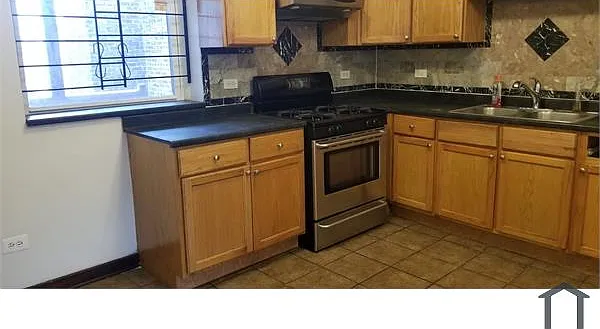 6155 S King Dr #3 — Photo 7