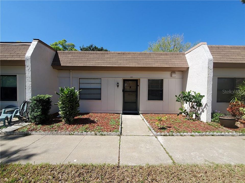 1st image of 1418 Arrowhead Cir W
